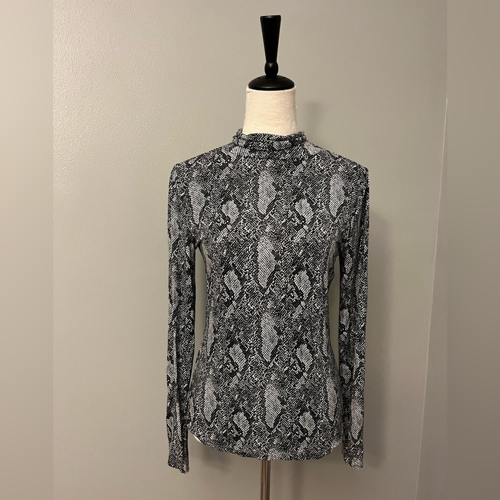 Ann Taylor Long Sleeve Snakeskin Print Turtleneck Top - Size Small